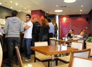 עלים ירוקים, מנות טבעוניות